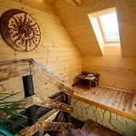Zrub Krivan With Mountain View Lodge