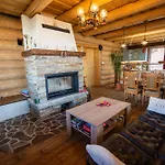 Lodge Zrub Krivan With Mountain View