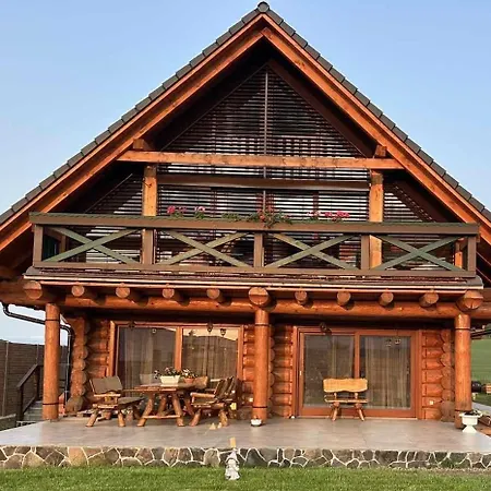 Chata Zrub Krivan Drevena S Vyhladom Na Tatry