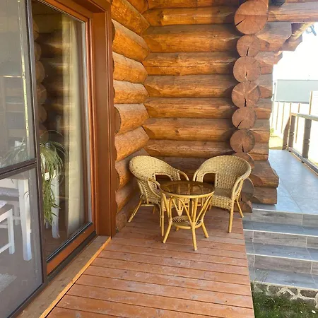 Zrub Krivan Drevena S Vyhladom Na Tatry Chata