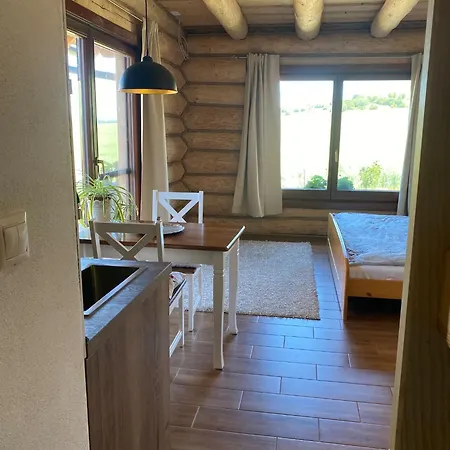 Zrub Krivan Drevena S Vyhladom Na Tatry * Závažná Poruba