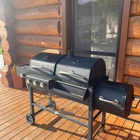 Chata Zrub Krivan Drevena S Vyhladom Na Tatry