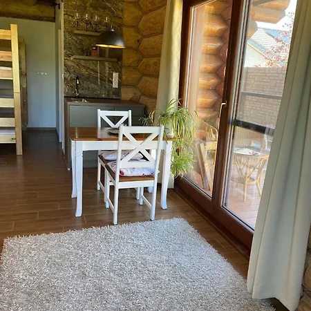 Zrub Krivan Drevena S Vyhladom Na Tatry * Závažná Poruba