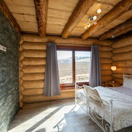 Деревянный коттедж Zrub Krivan With Mountain View Zavazna Poruba