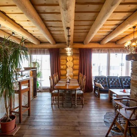 Zrub Krivan With Mountain View Lodge *