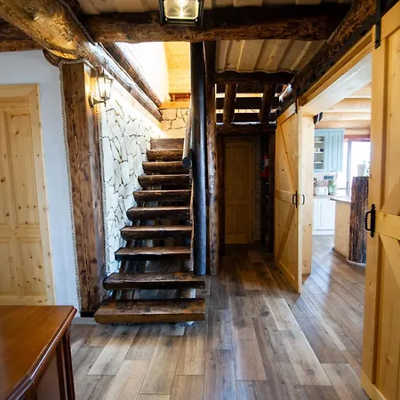 Lodge Zrub Krivan With Mountain View