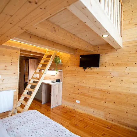 Lodge Zrub Krivan With Mountain View